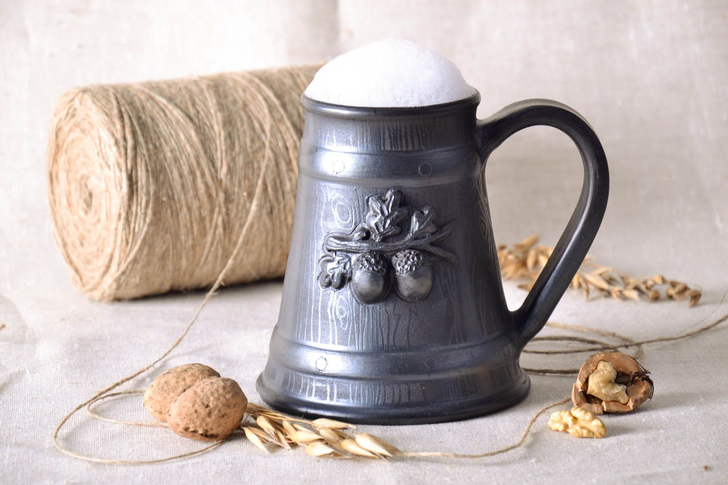 Caneca de cerveja de argila feita à mão louça de cerâmica decorativa artesanal Bolotas foto 1
