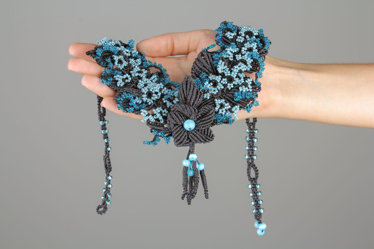 Blue homemade necklace photo 2