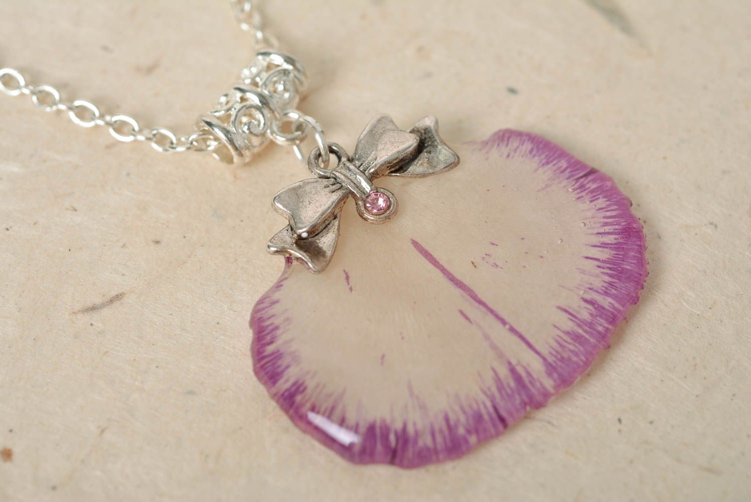 Handmade gentle pendant necklace with dried flowers and epoxy coating on chain photo 3