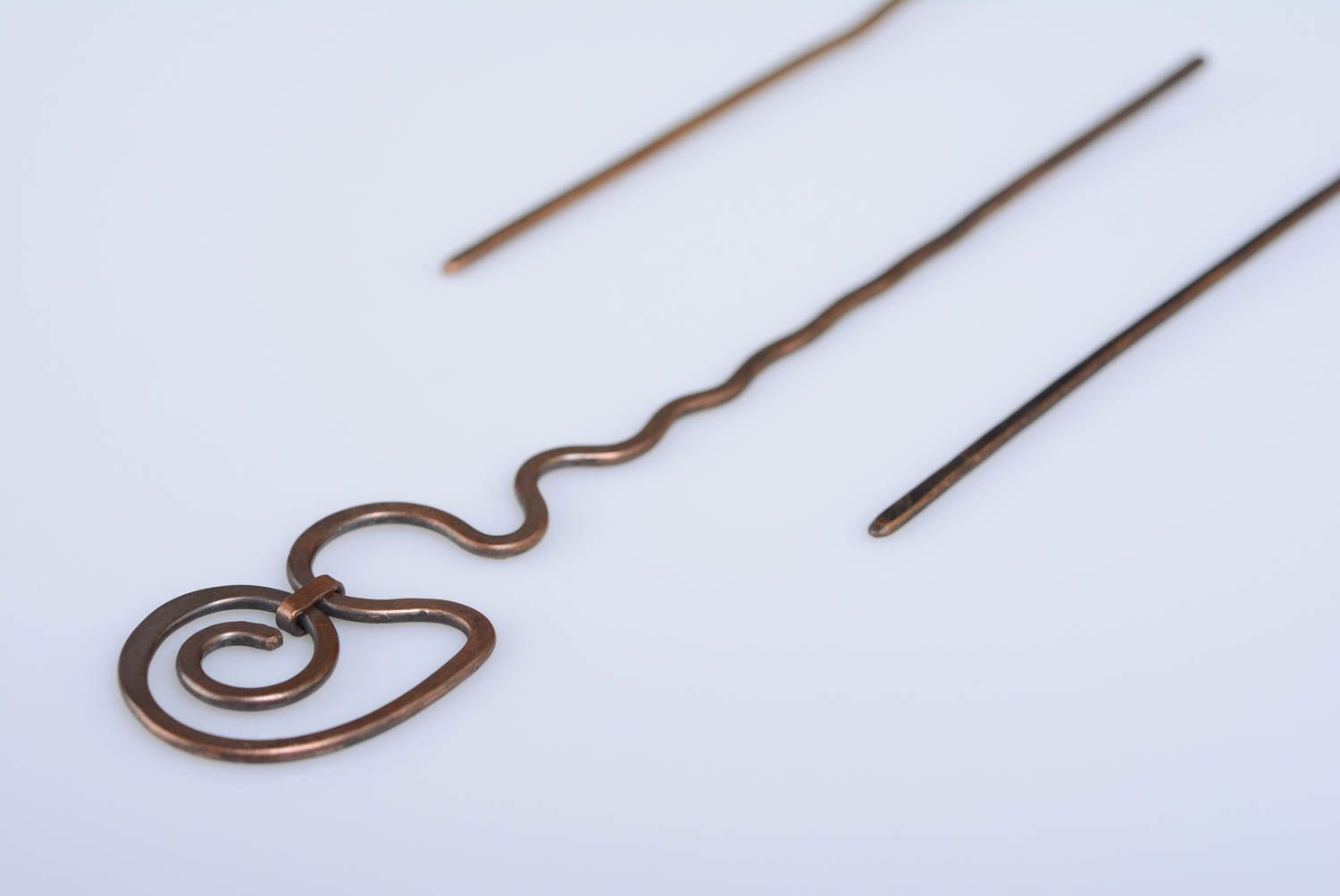 Schöne einfache handgemachte Wire Wrap Haarnadel aus Kupfer Haarschmuck  foto 4