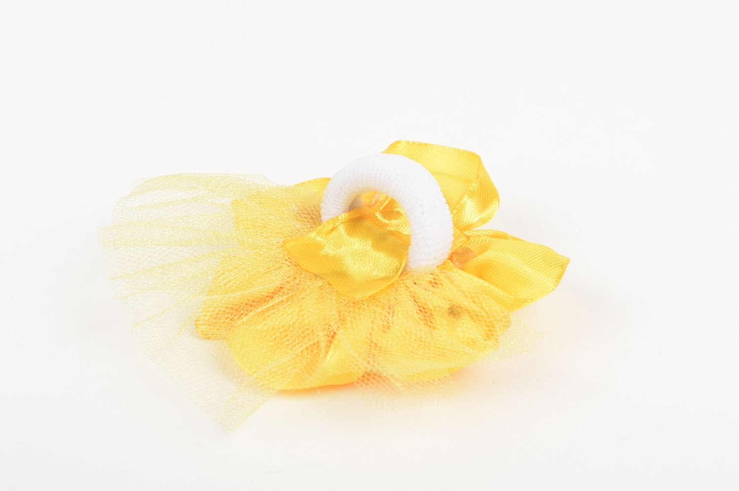 Детская резинка handmade аксессуар для волос резинка из лент желтый цветок фото 4