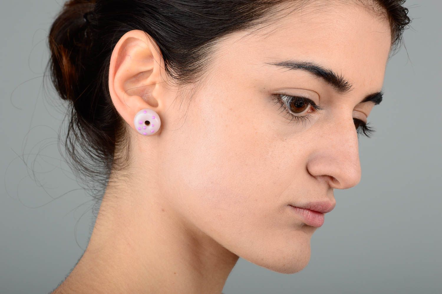 Stylish handmade stud earrings plastic earrings design fashion accessories photo 5