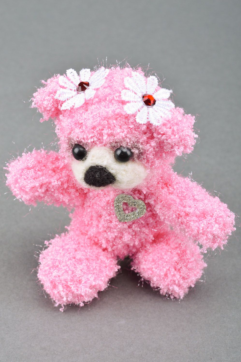 Розовая мягкая вязаная игрушка ручной работы в виде мишки для девочки подарок фото 2