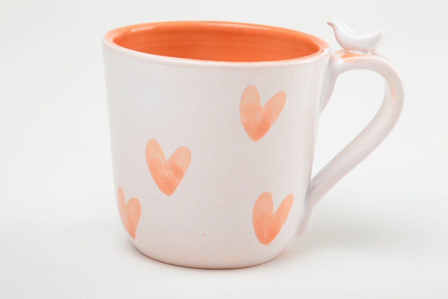 Глиняная чашка ручной работы глазурованная с птичкой на ручке оранжевая 350 мл фото 3