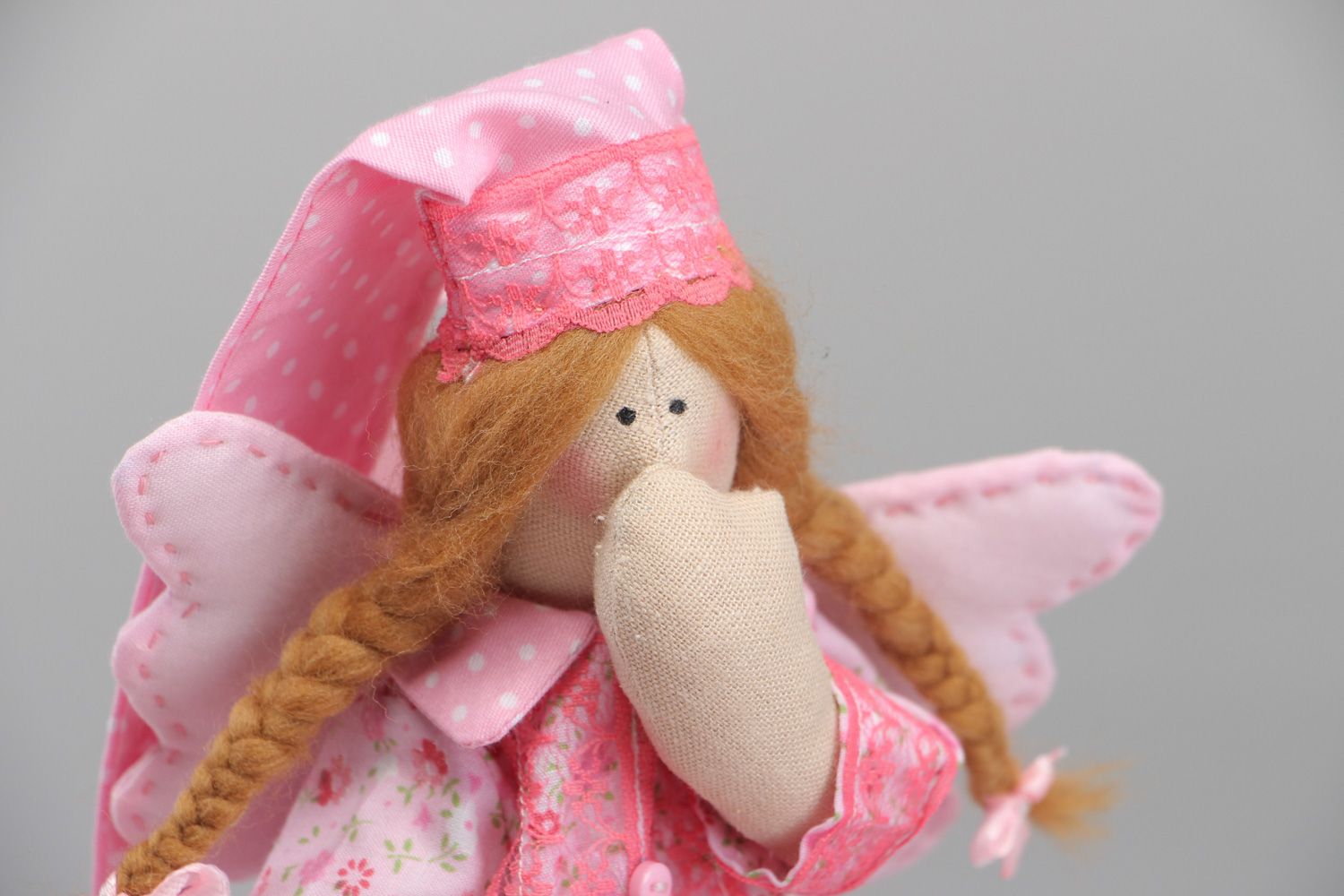 Belle poupée en tissus de coton et lin originale en rose faite main Ange photo 2