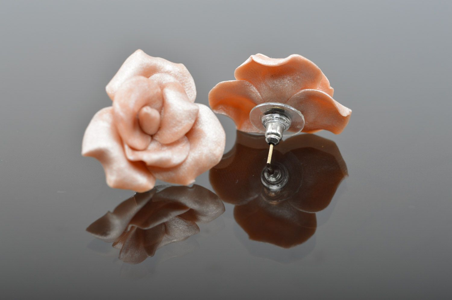 Small handmade women's polymer clay flower stud earrings in the shape of roses photo 2
