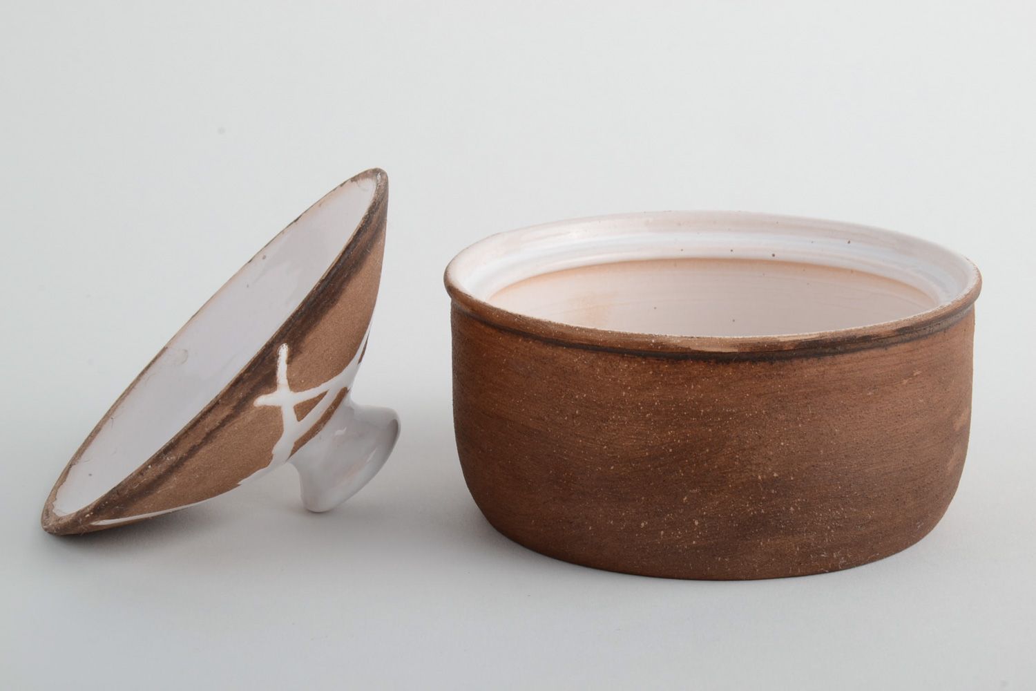 Handmade ceramic sugar bowl with lid photo 4