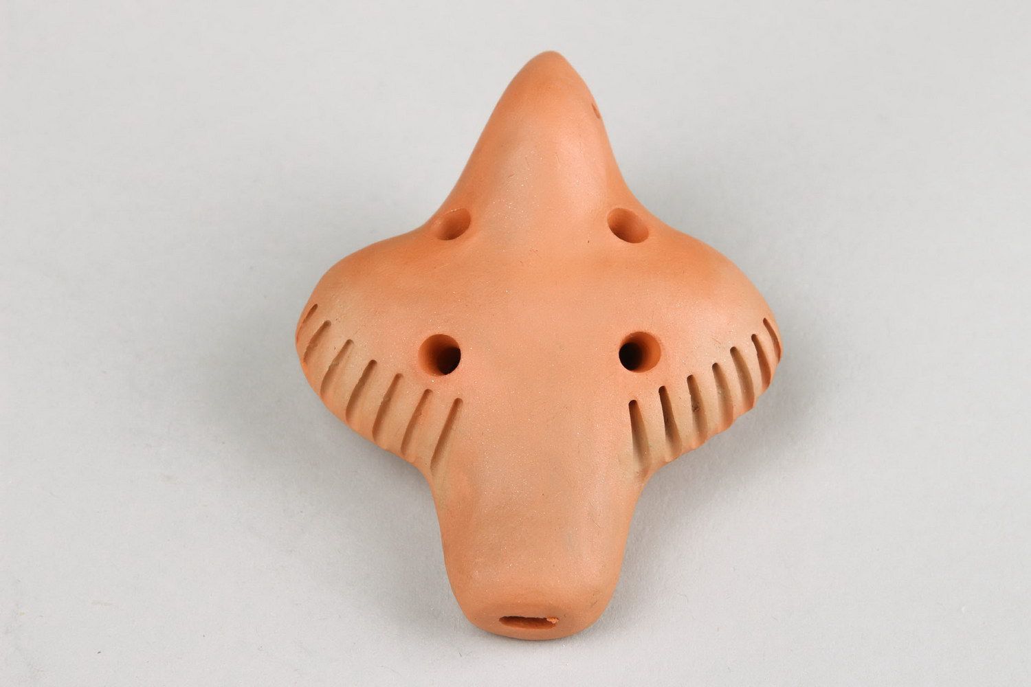 Керамическая свистулька в форме птички фото 5