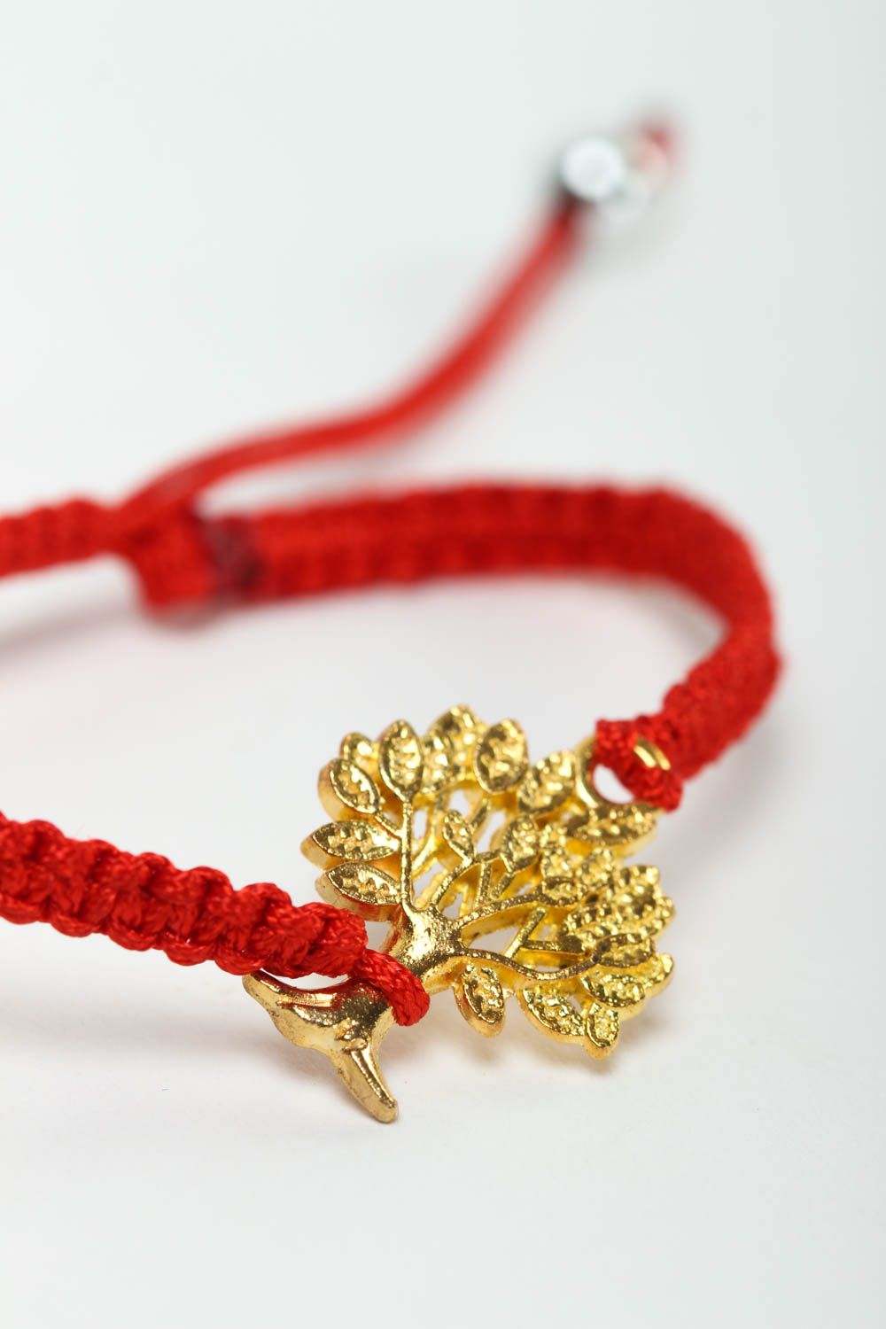 Bracelet textile Bijou fait main rouge talisman Accessoire femme original photo 3
