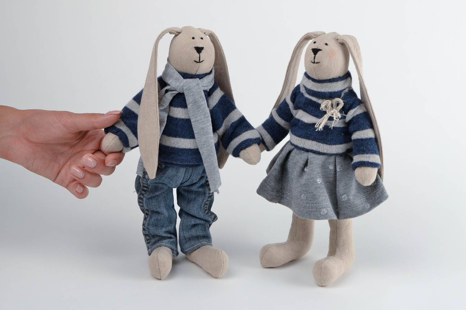 Игрушки зайцы ручной работы набор игрушек из двух штук детские мягкие игрушки фото 2