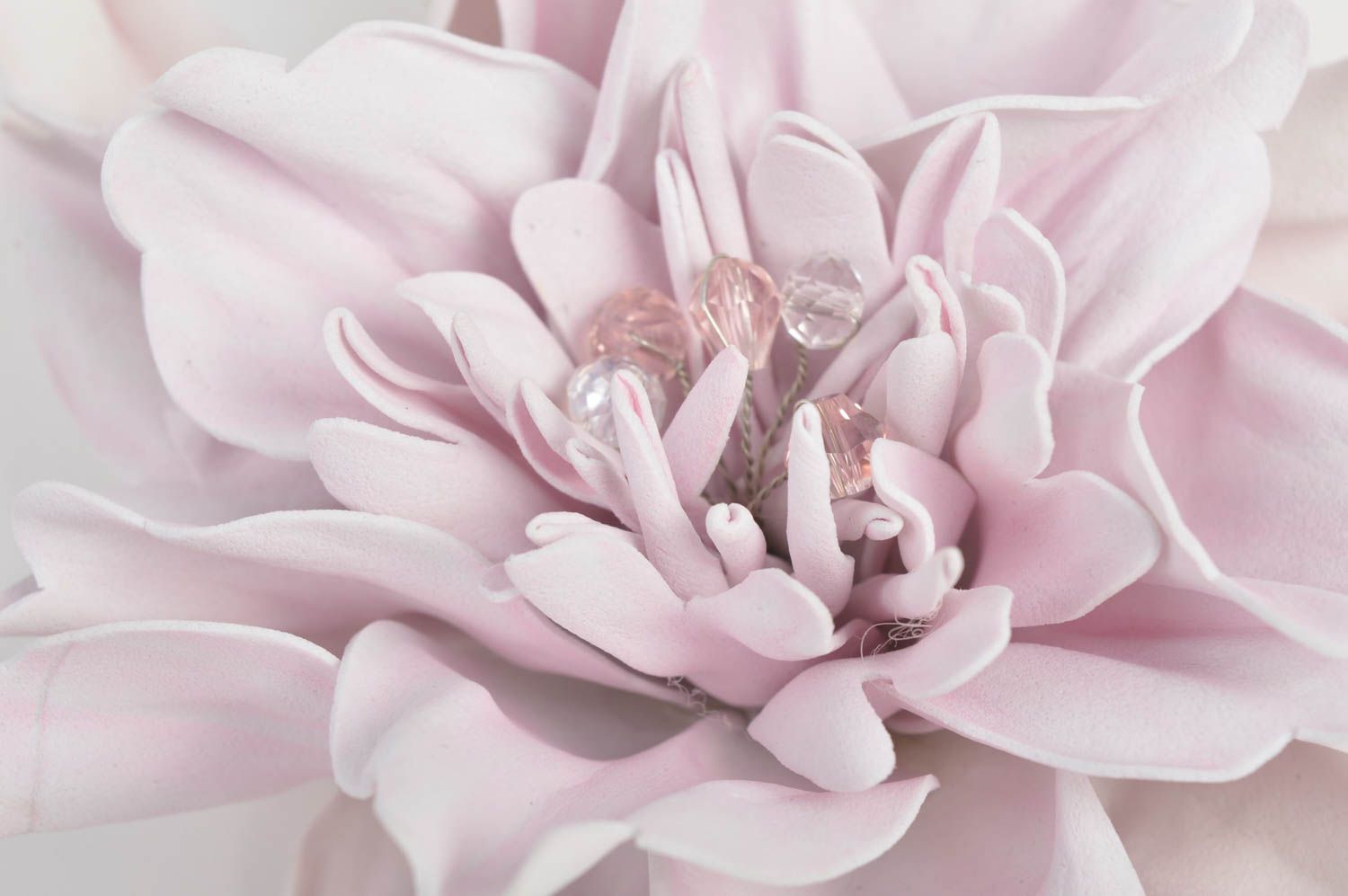 Красивая заготовка под брошь в виде цветка из фоамирана бледно розовая хенд мейд фото 5