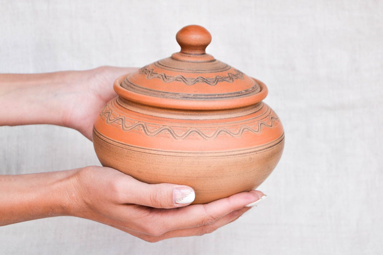 Handmade pot for baking ceramic pot with lid clay tableware kitchen accessories photo 2