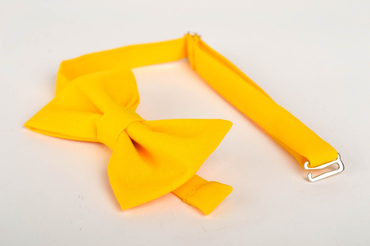 Corbata de lazo artesanal pajarita moderna amarilla original accesorio unisex foto 4