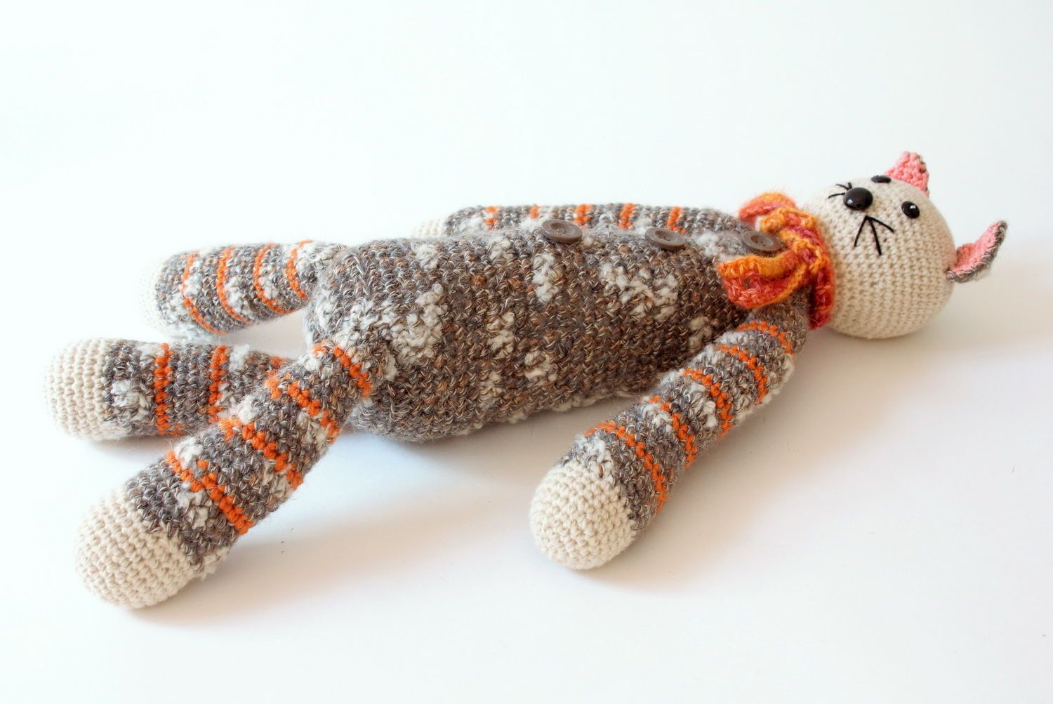 Knitted toy Cat photo 1