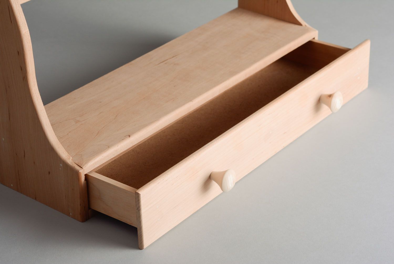 Base de madera con forma de la estantería con cajón foto 3