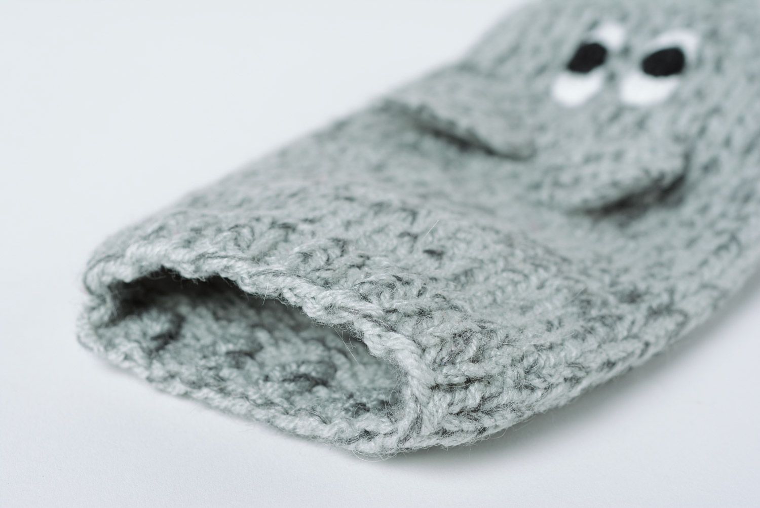 Poupée de gant loup gris faite main originale en laine et acrylique pour enfant photo 5