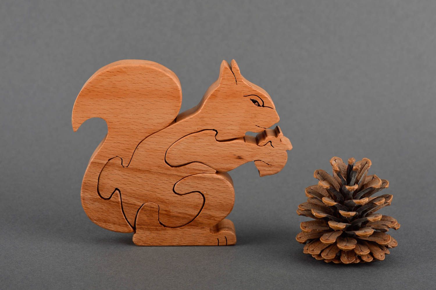 Handmade Spielzeug Holz Geschenk für Kinder Spielzeug aus Holz Eichhörnchen foto 1