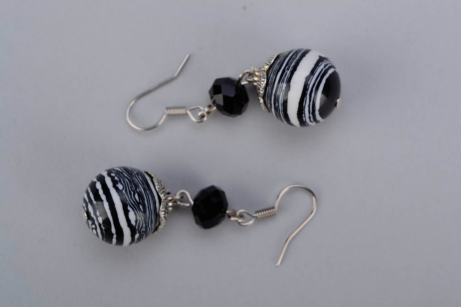 Earrings Balls with white and black agate photo 4