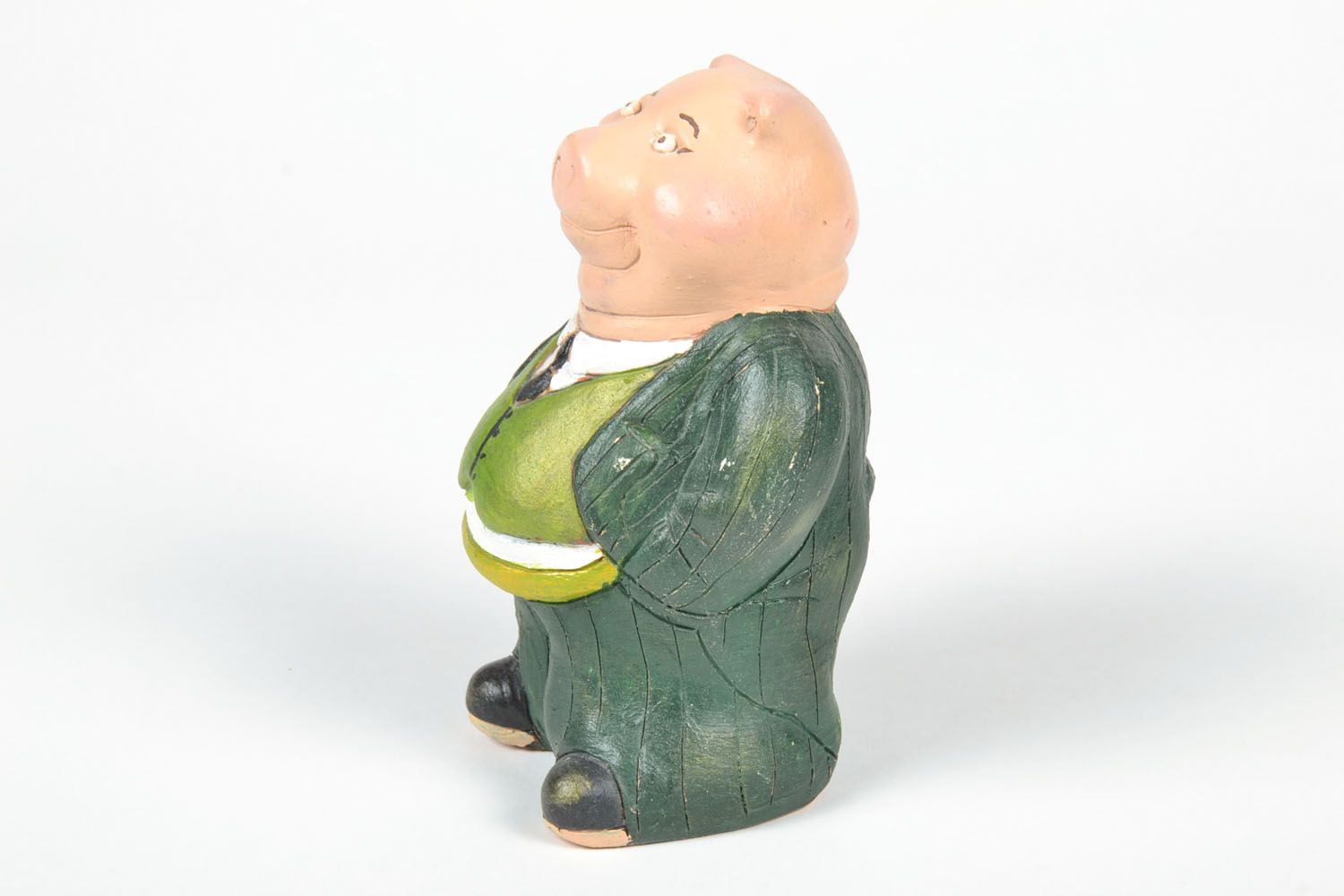 Clay money box in the shape of the pig banker photo 4