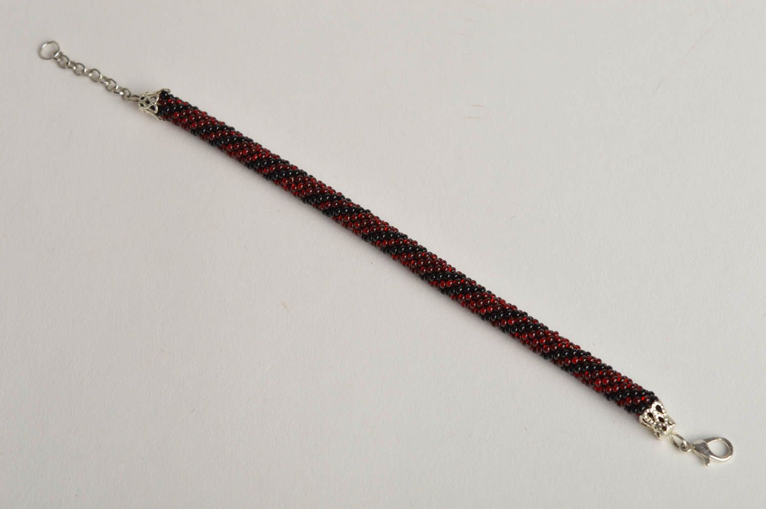 Dark cherry bead color bracelet for women photo 2