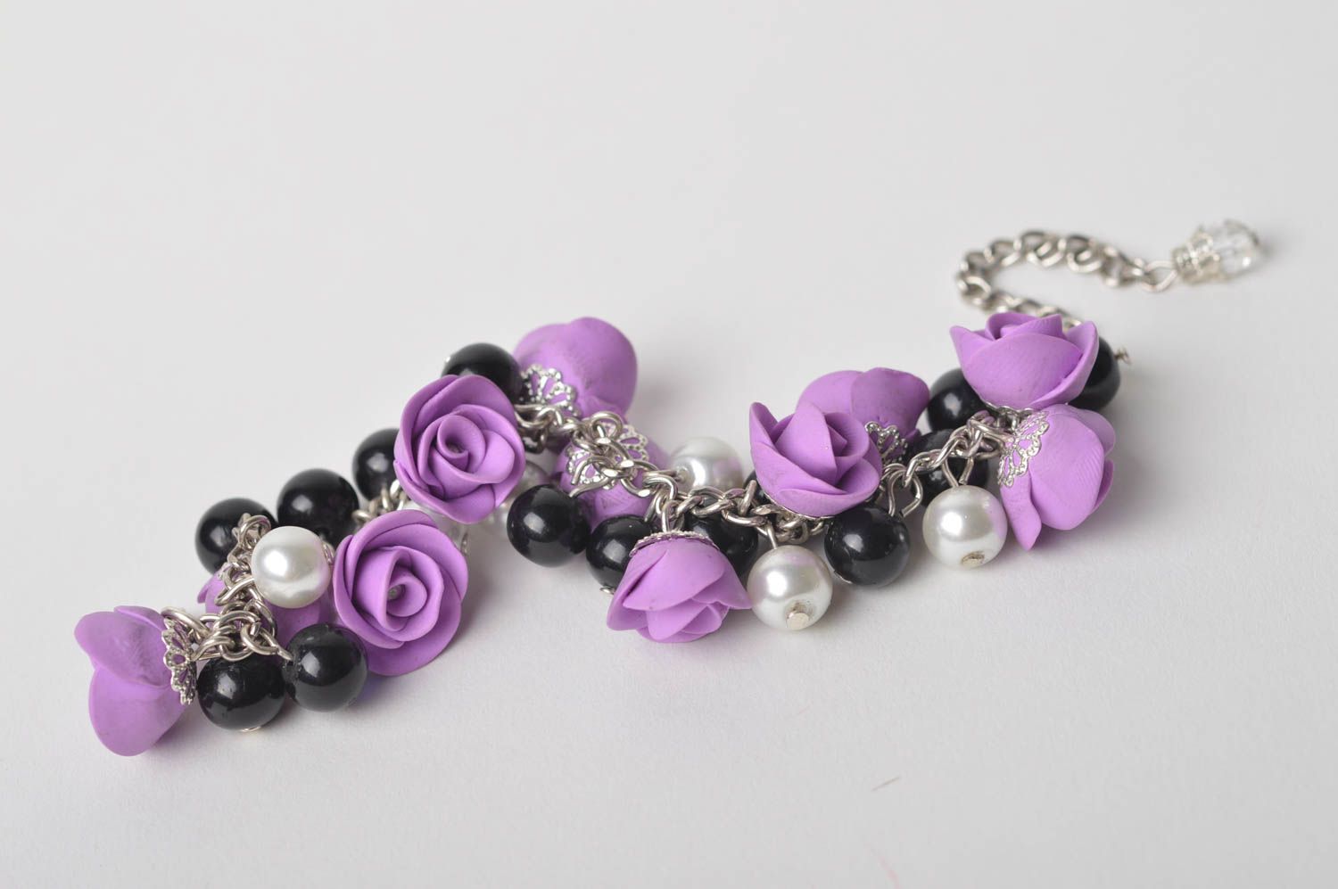 Bracelet fleurs Bijoux fait main lilas en pâte polymère Accessoire femme photo 3