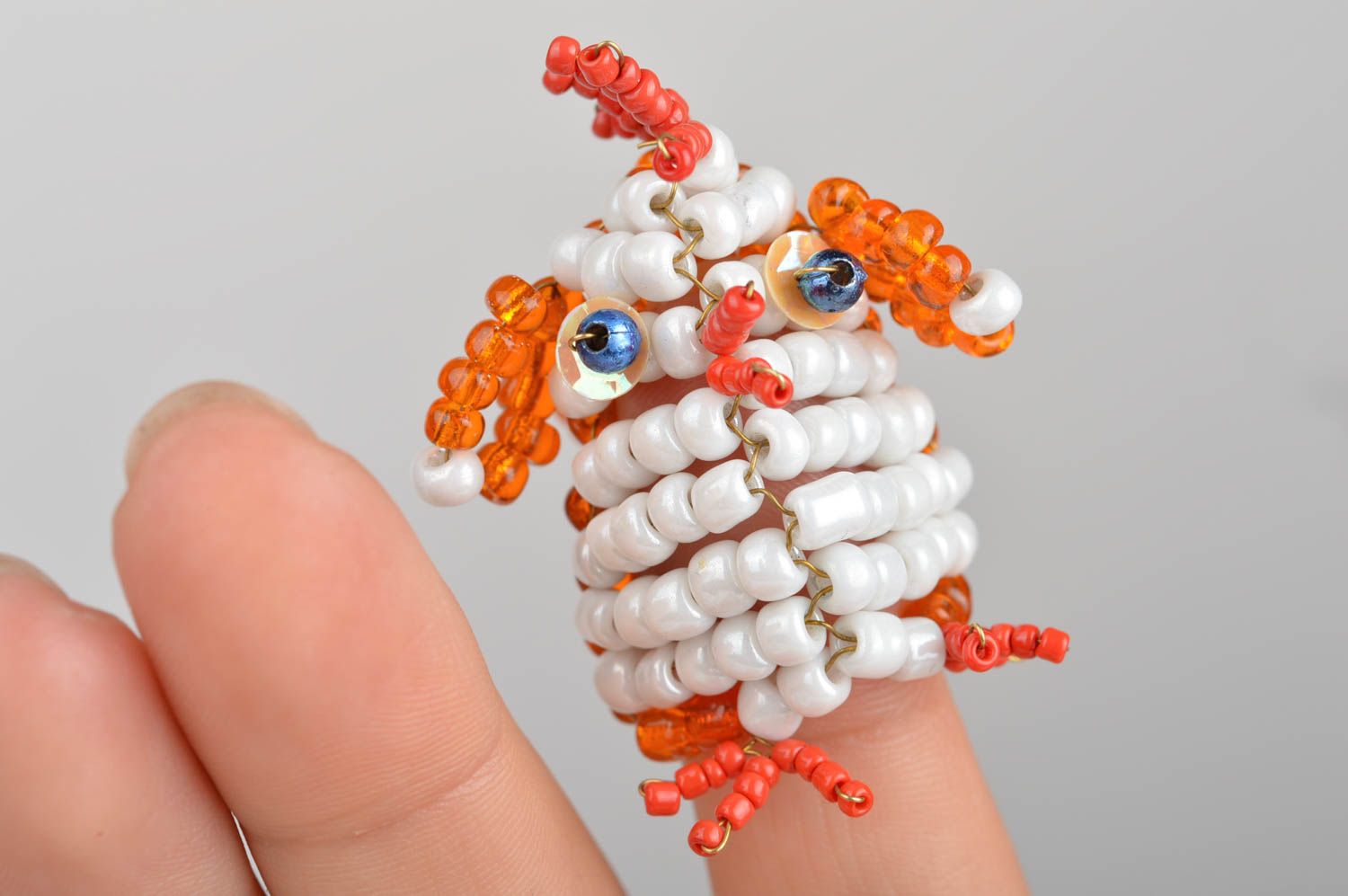 Marionnette à doigt coq en perles de rocaille faite main orange originale photo 5