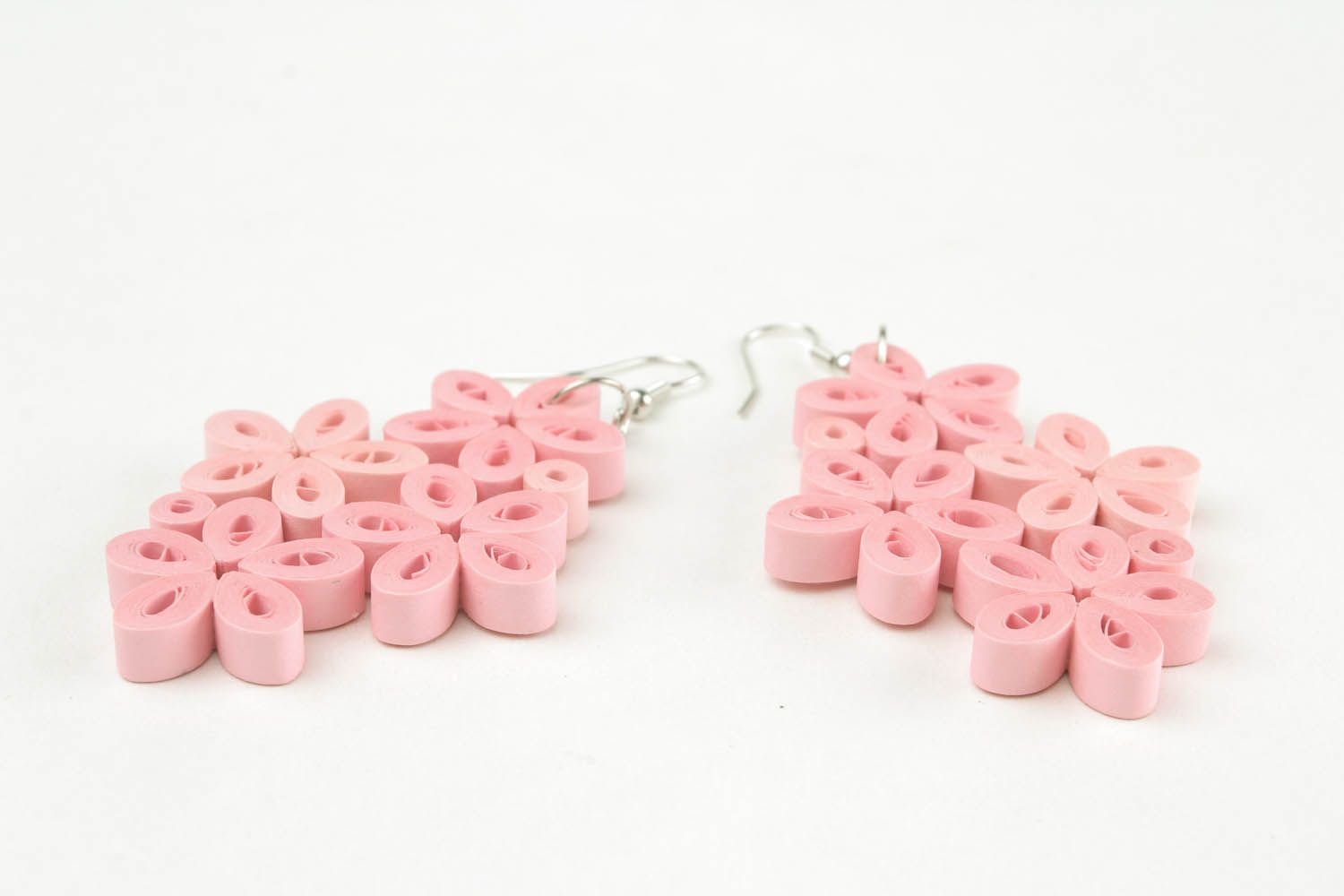 Pink openwork earrings photo 4