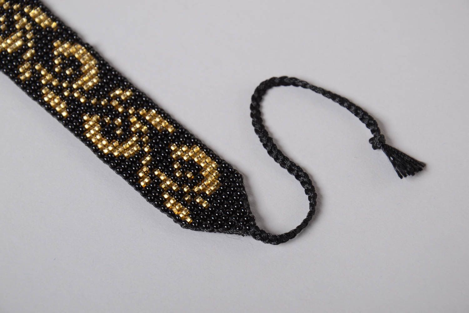 Черно золотистый браслет из бисера ручной работы широкий для женщин подарок  фото 5