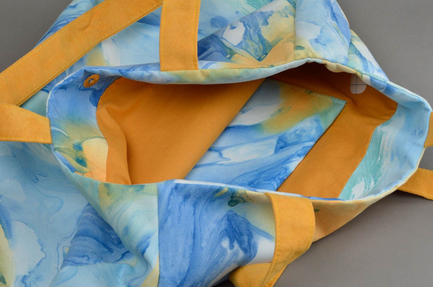 Grand sac à main en daim artificiel fait main bleu-orange fermoir aimanté photo 3