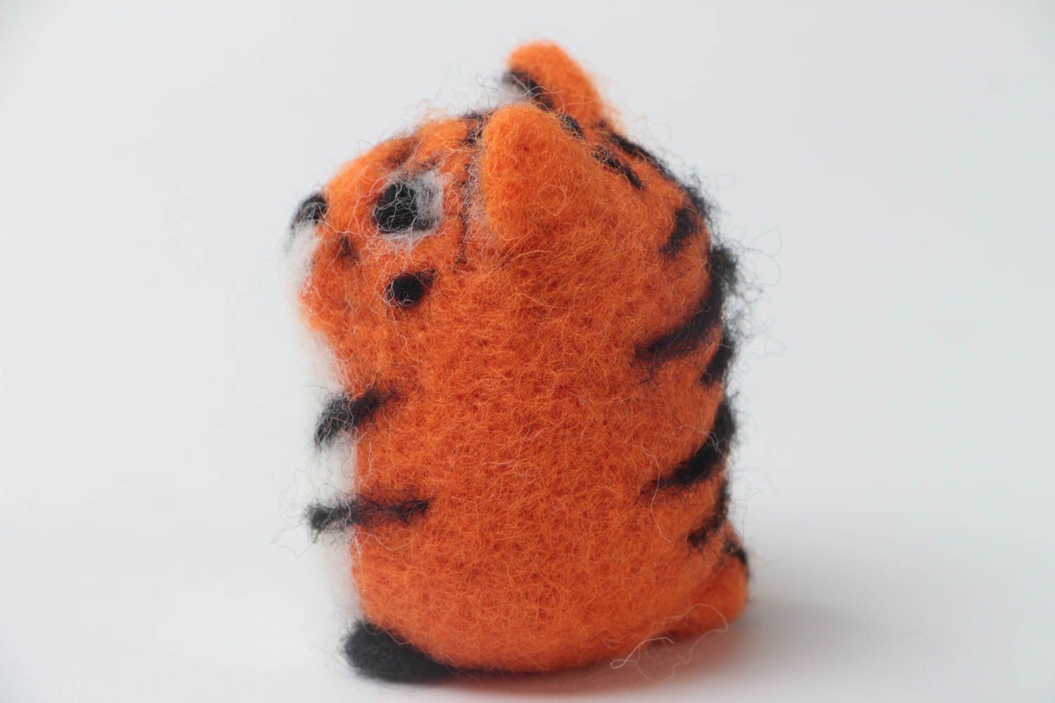 Small handmade natural wool soft toy tiger needle felting technique photo 4