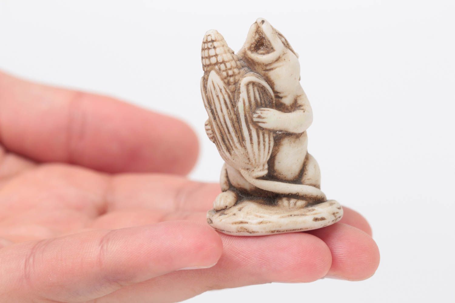 Statuetta piccola in argilla polimerica fatta a mano figurina decorativa  foto 5