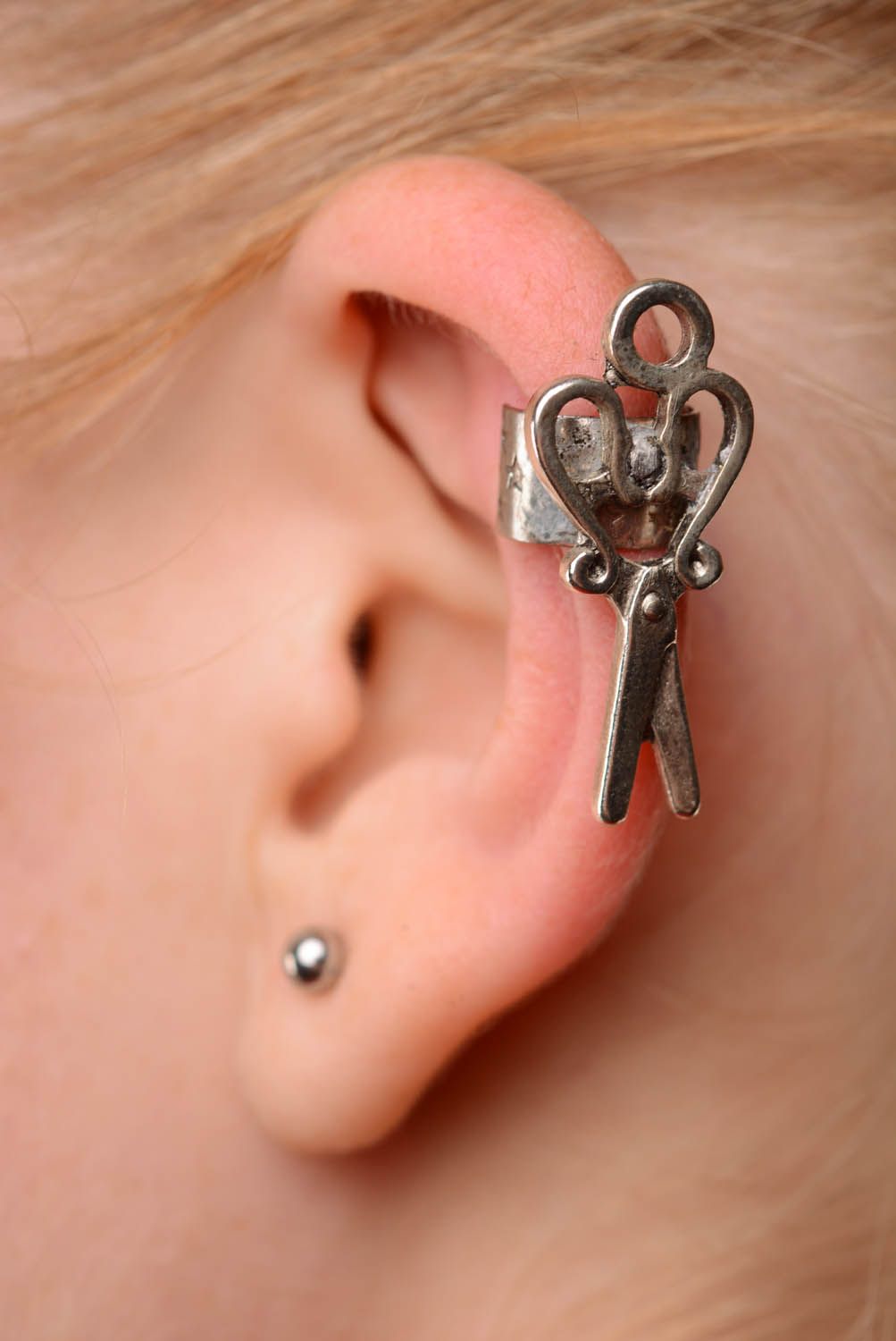 Metal ear cuff  photo 3