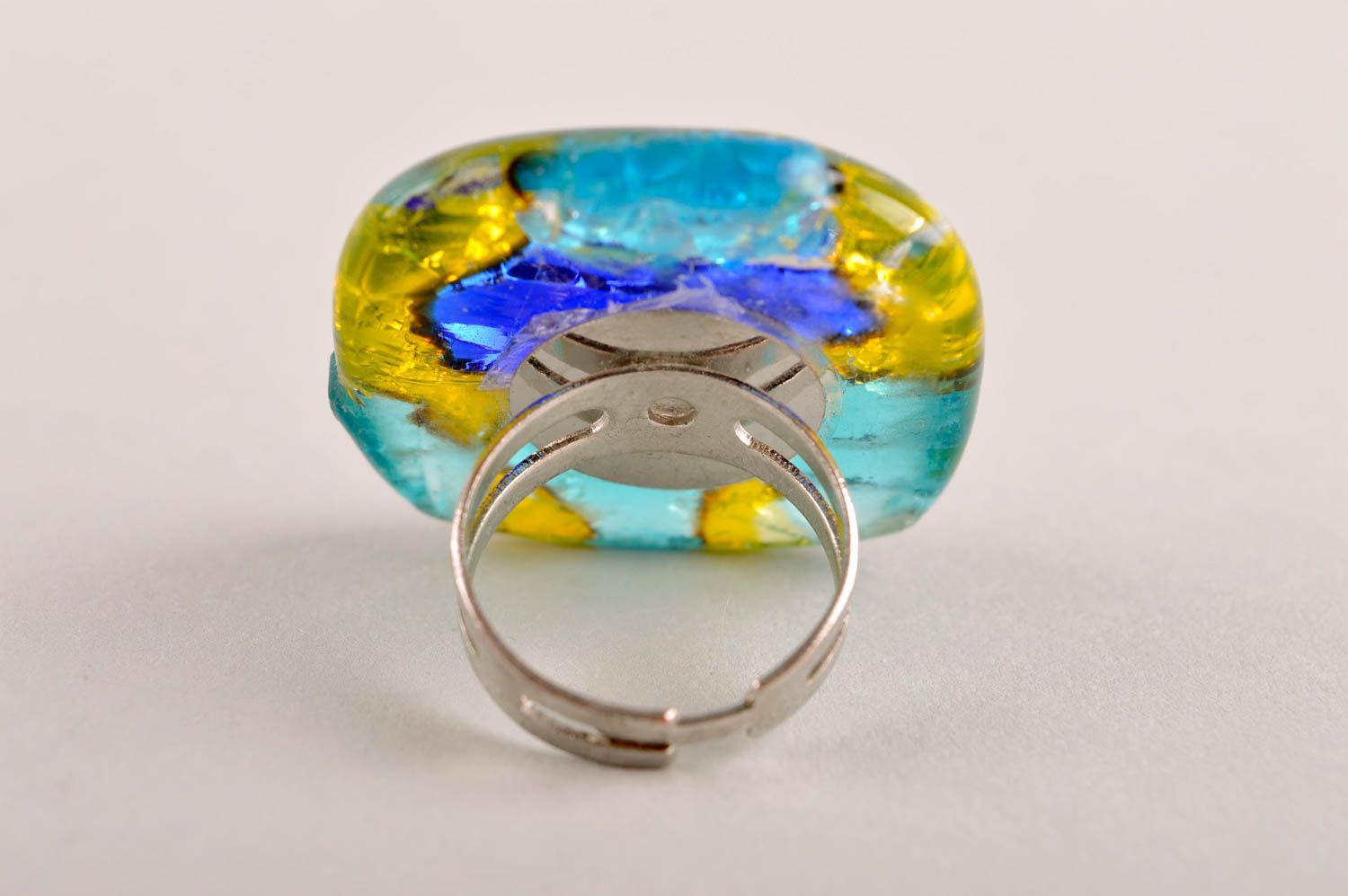 Handmade Schmuck feiner Ring Damen Accessoire Ring aus Glas bunt quadratisch foto 4