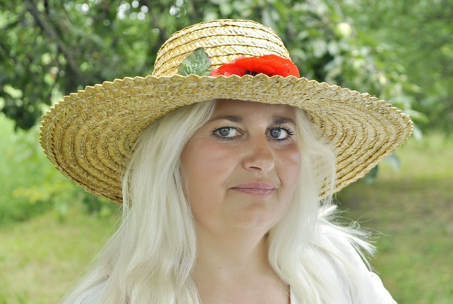 Chapeau de paille femme avec pavots photo 5