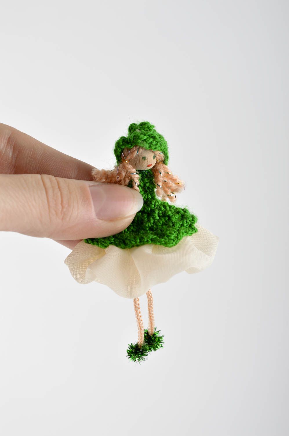 Необычный подарок ручной работы магнит на холодильник декор для дома кукла фото 5