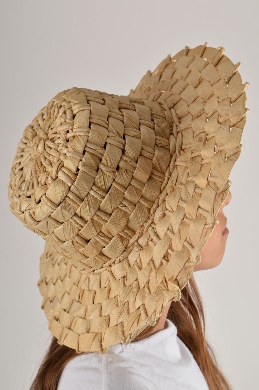 Handmade Damen Sommerhut Designer Accessoire Kopfbedeckung Damen geflochten foto 1