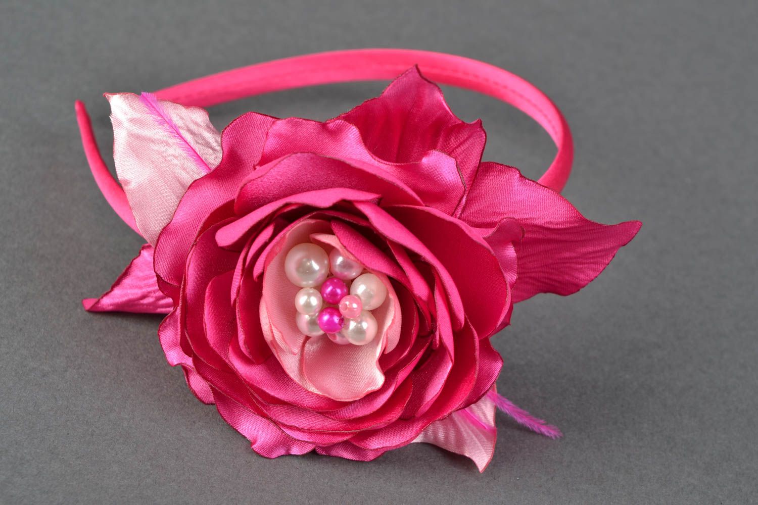 Serre-tête à cheveux en fleur artificielle fait main rose de satin pour femme photo 2