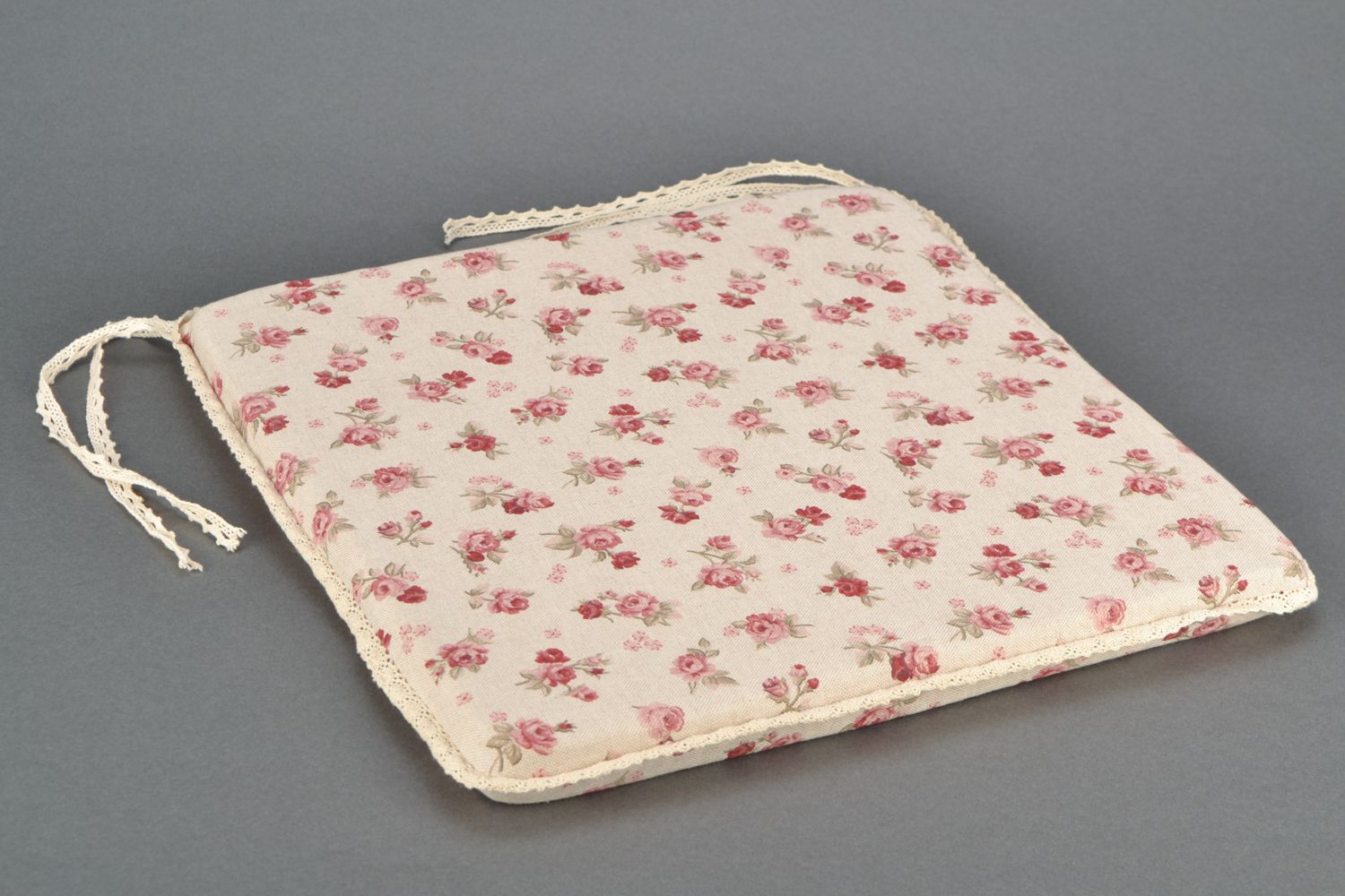Decorative cotton and polyamide chair pad photo 3