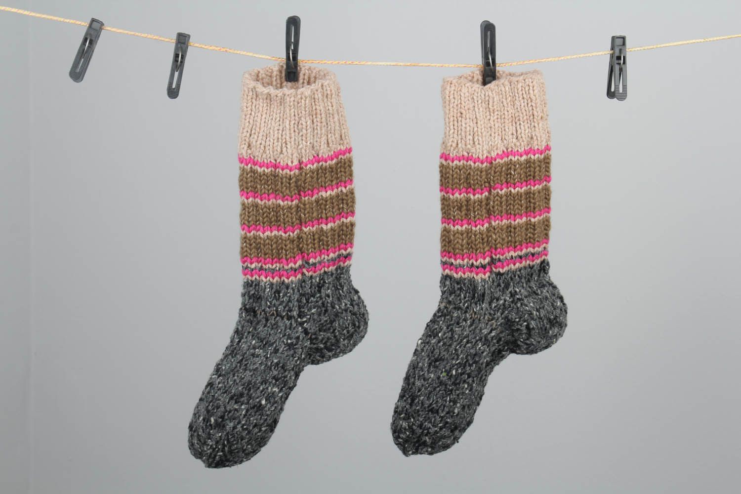 Chaussettes faites main tricotées longues photo 1