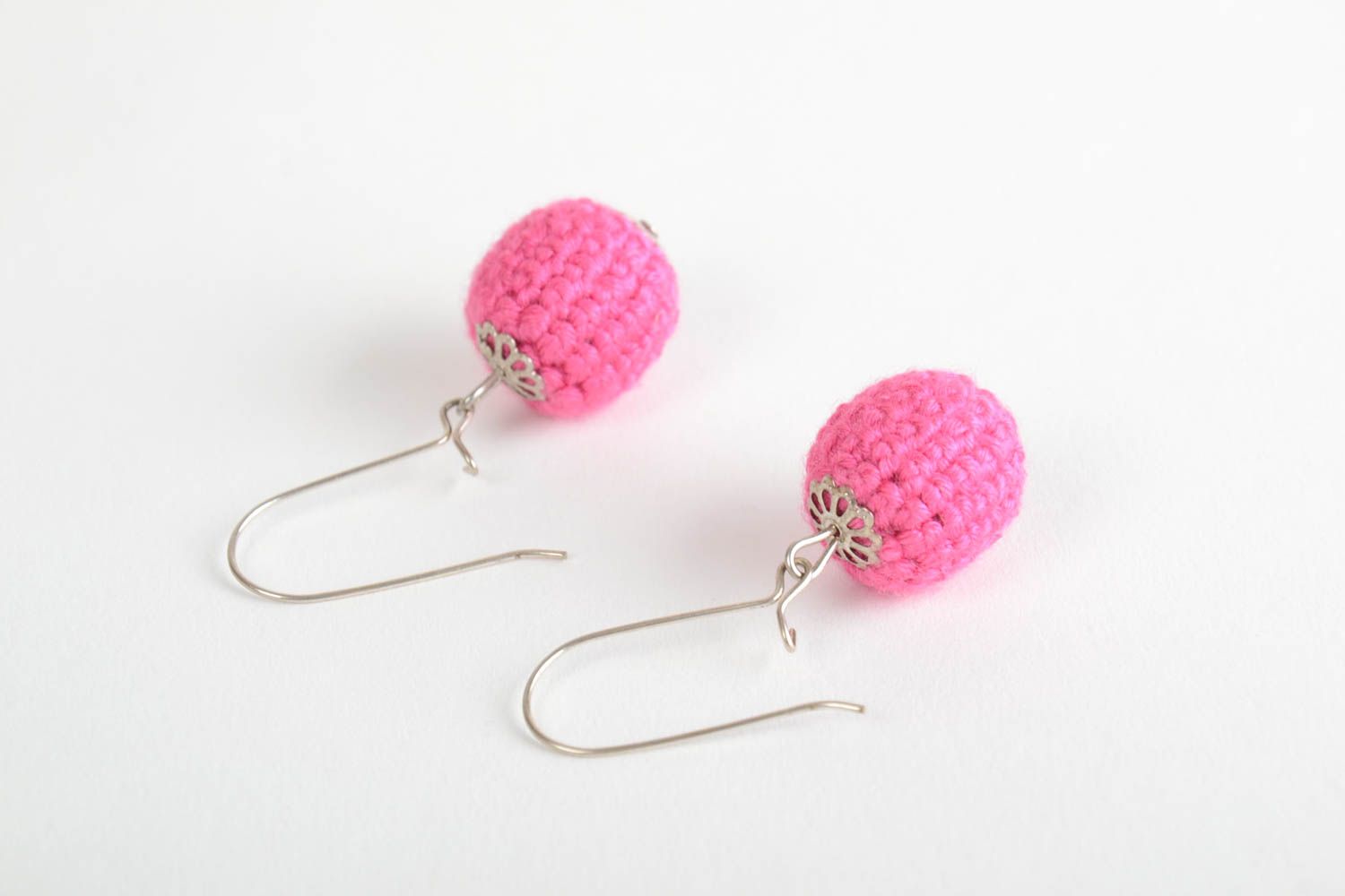 Handcrafted unusual round pink earrings with crocheted beads photo 4