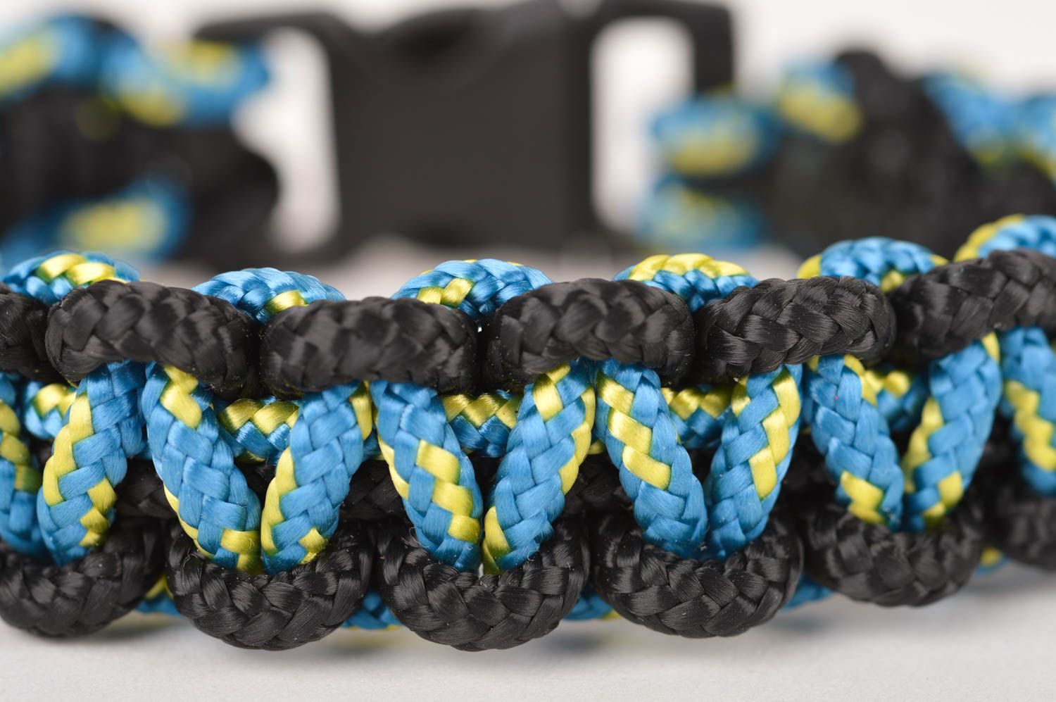 Beautiful handmade paracord bracelet fashion tips survival bracelet ideas photo 4