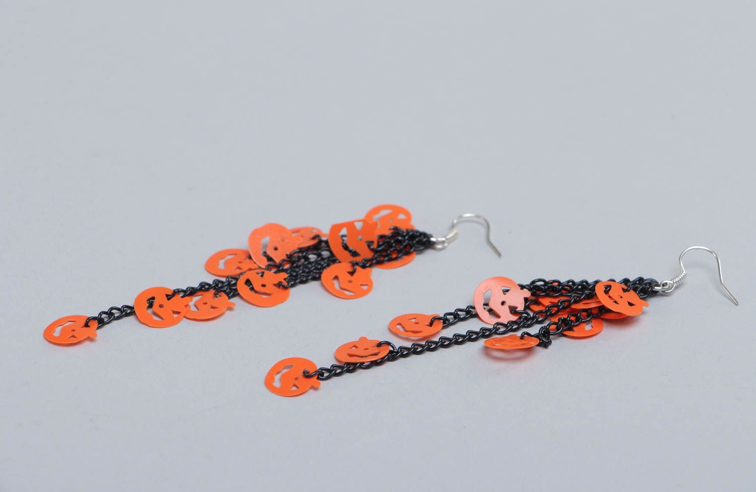 Металлические серьги ручной работы длинные с оранжевым красивые яркие фото 3