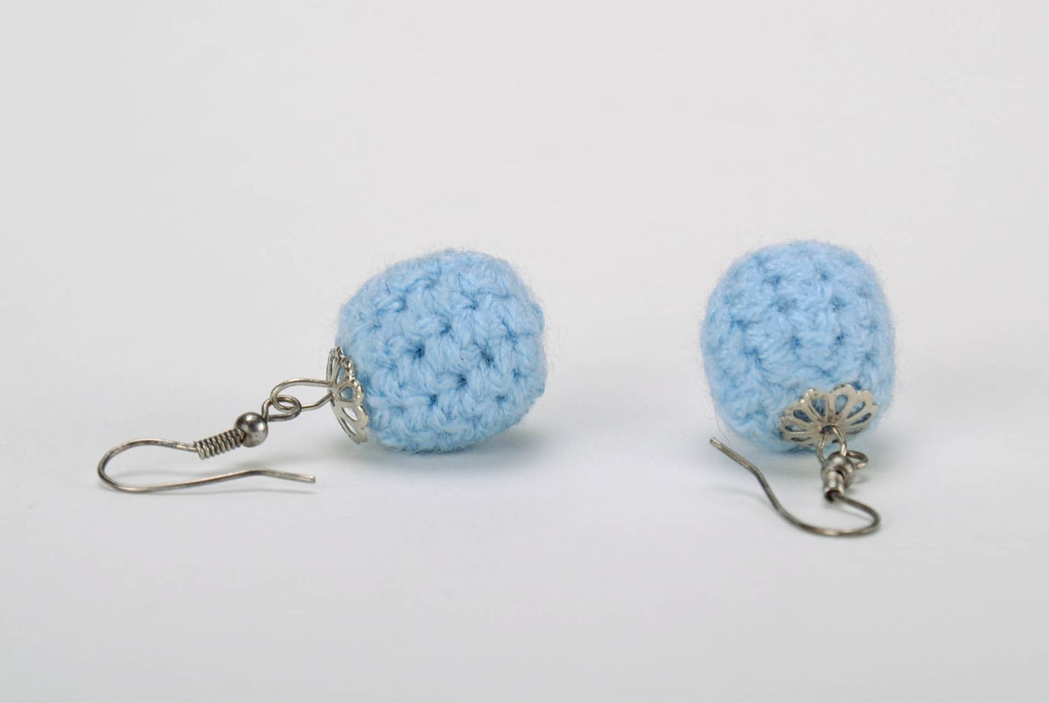 Crocheted earrings photo 3