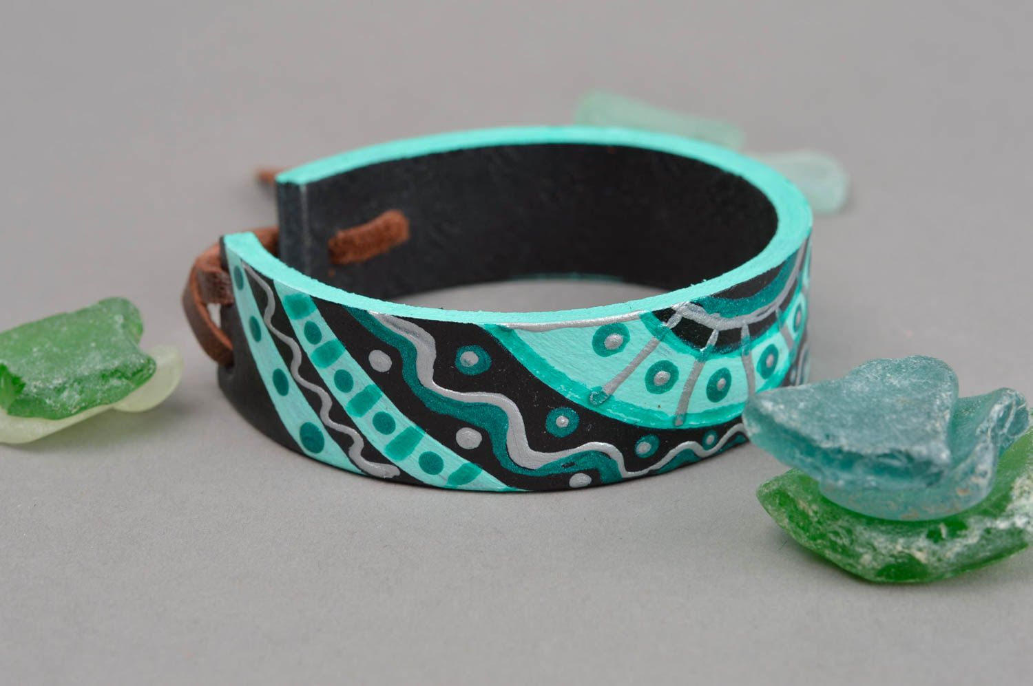 Pulsera de piel hecha a mano regalo original brazalete artesanal color turquesa foto 1