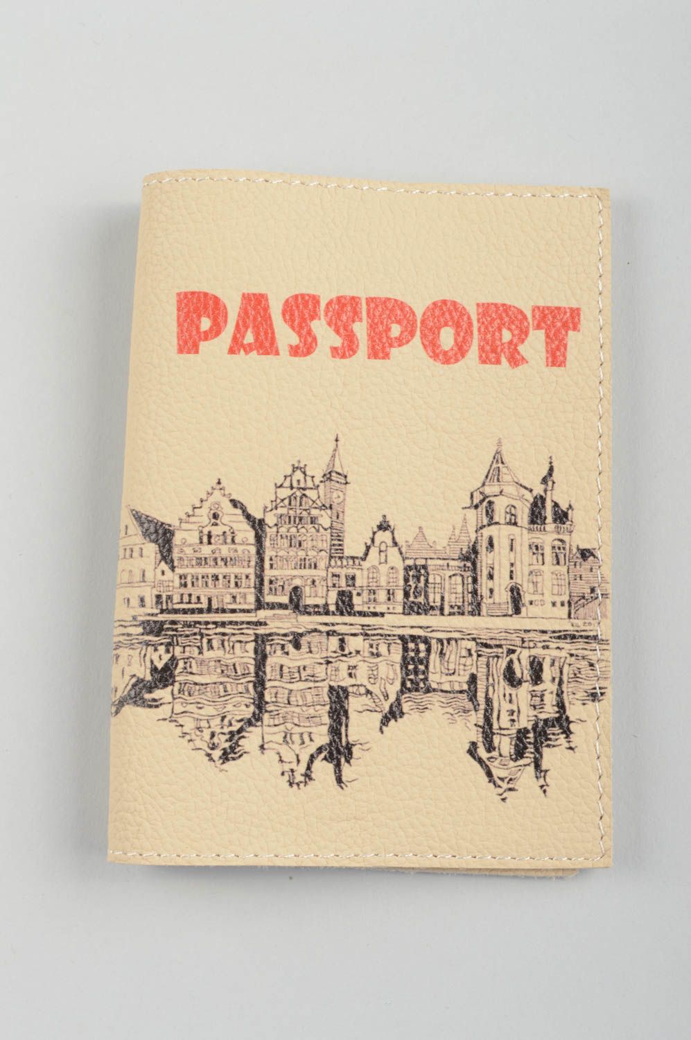 Étui passeport fait main Couverture de passeport paysage urbain Cadeau insolite photo 5