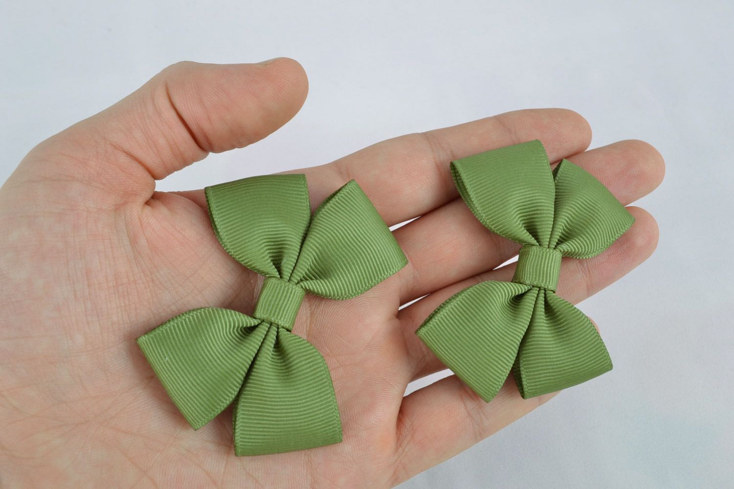 Green handmade beautiful stylish bow ribbons for scrunchy or hair pin set of 2 pieces photo 2