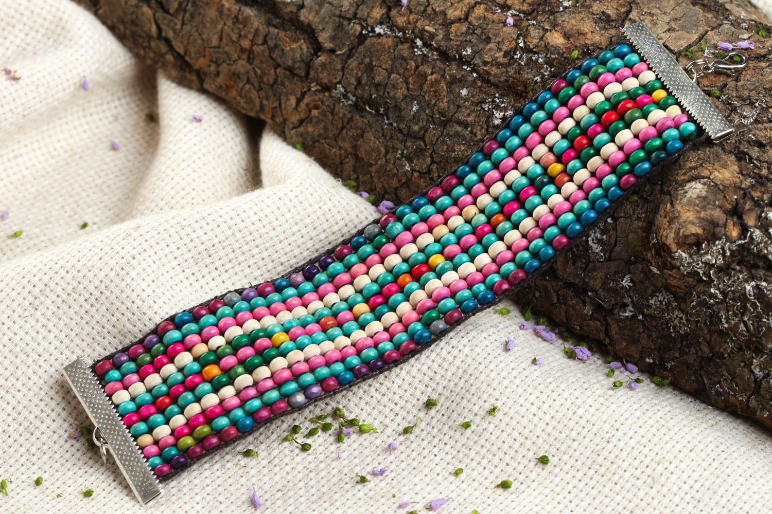 Bracelet large Bijou fait main perles de bois multicolore Cadeau femme photo 2