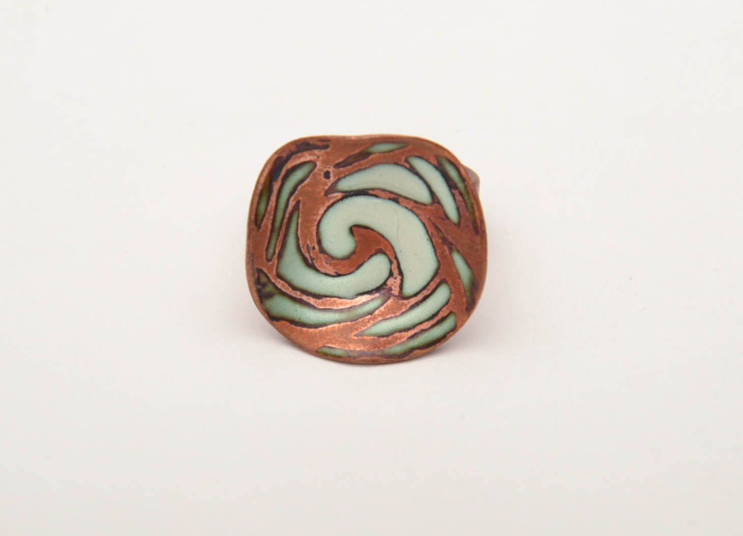 Перстень из меди с росписью цветными эмалями фото 2