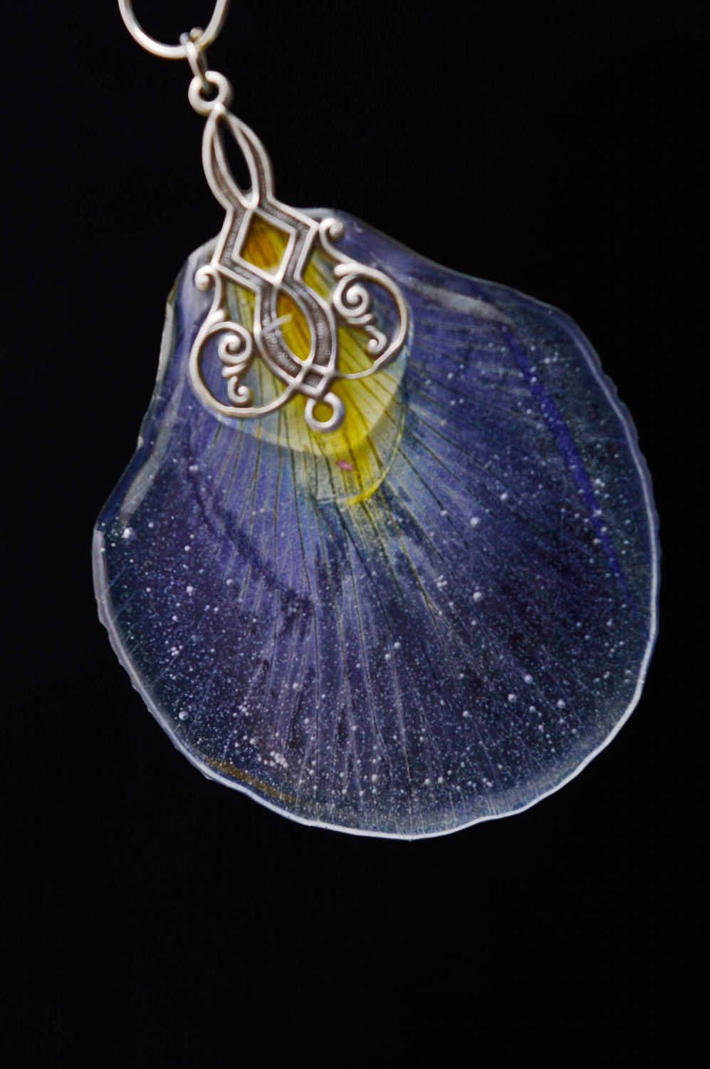 Women's neck pendant with iris petal embedded in epoxy resin photo 2