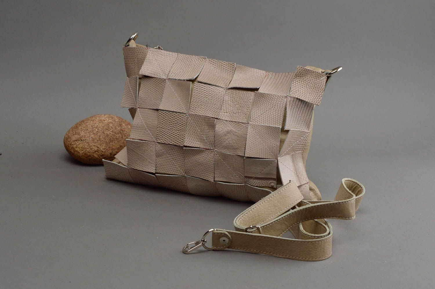 Bolso de cuero artesanal para mujeres accesorio de moda regalo original foto 1